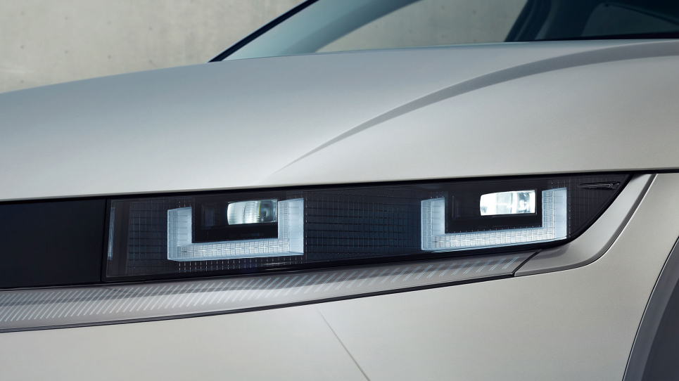 MY25IONIQ5_Ext_Hotspot_965x542_2.jpg