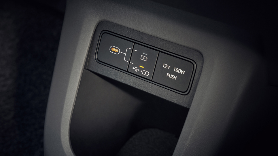 IONIQ5_Int_Hotspot_965x542_4 (1).jpg
