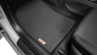Hyundai_i30_accessories_tailored_carpet_floor_mats_red_stitch_and_red_badge_369x210.jpg