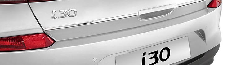 i30_accessories_PDi30-White-Euro-Chrome-tail-strip_748x210.jpg
